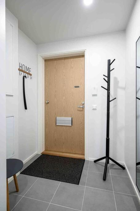 Apartment Near The Train Station, Free Parking &Netflix Kuopio Bagian luar foto
