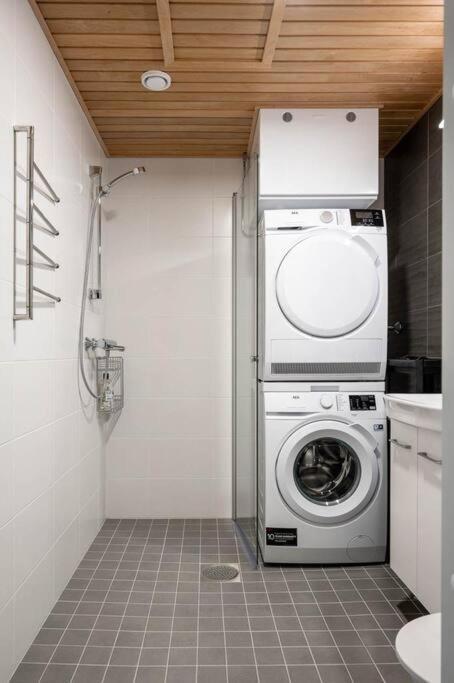 Apartment Near The Train Station, Free Parking &Netflix Kuopio Bagian luar foto